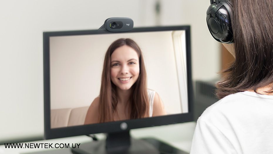 Web Cam Logitech C270 Cámara Web Microfono 960-000621 720p HD Video Conferencias
